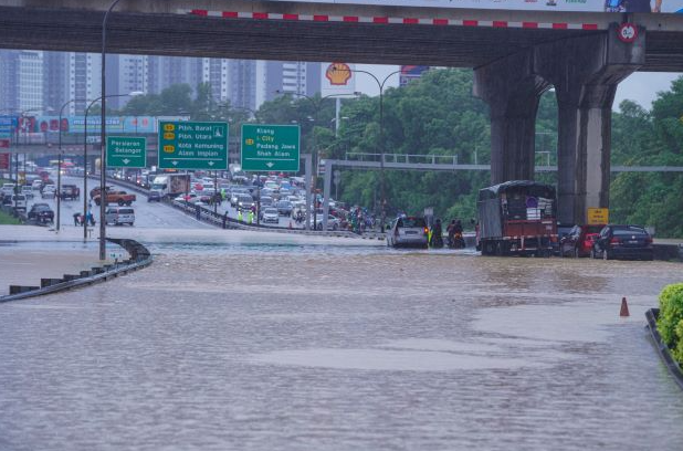 Sebahagian Shah Alam Banjir
