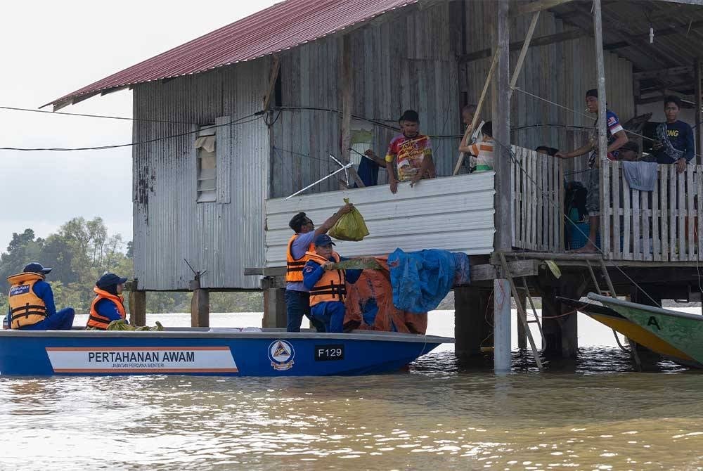 Bantuan Mangsa Banjir - Badan bukan kerajaan (NGO)