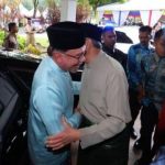 PM Anwar dan Zahid Hamidi Aidilfitiri di Sri Satria