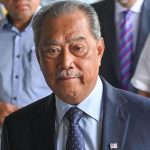 Dana Judi: Muhyiddin Yassin pertimbang saman PM Anwar
