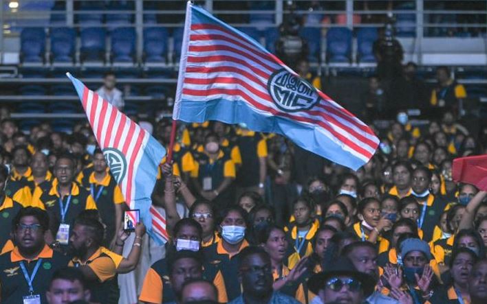 Ribuan ahli parti dikerah turun himpunan bela Bossku