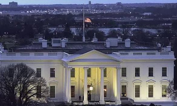 White House: Tarif akan dinaikkan jika Mexico, Kanada atau China bertindak balas